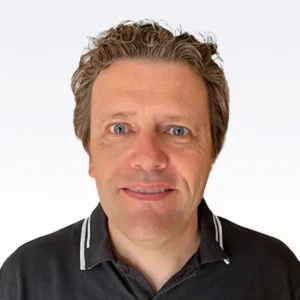 <strong>SR. CARLOS NOYA</strong><br><small style="color:grey">DOCENTE</small>