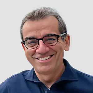 <strong>DR. JAIME DE LA PEÑA</strong><br><small style="color:grey">PONENTE</small>